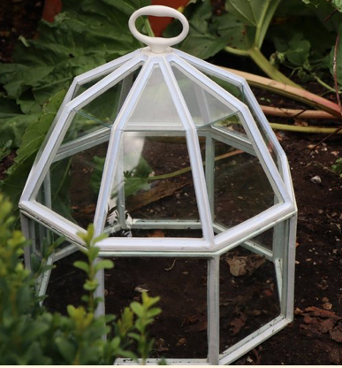 CC Victorian Octagonal Cloche
